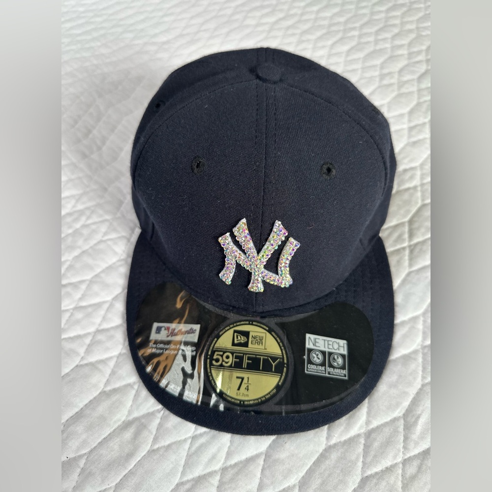 New Era 59Fifty NY Yankees Fitted Dark Navy Hat wt Rhinestones